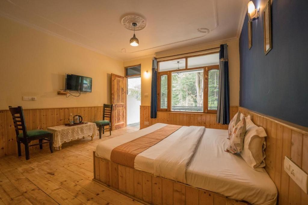 Hotel The River Retreat Manali (Himachal Pradesh)