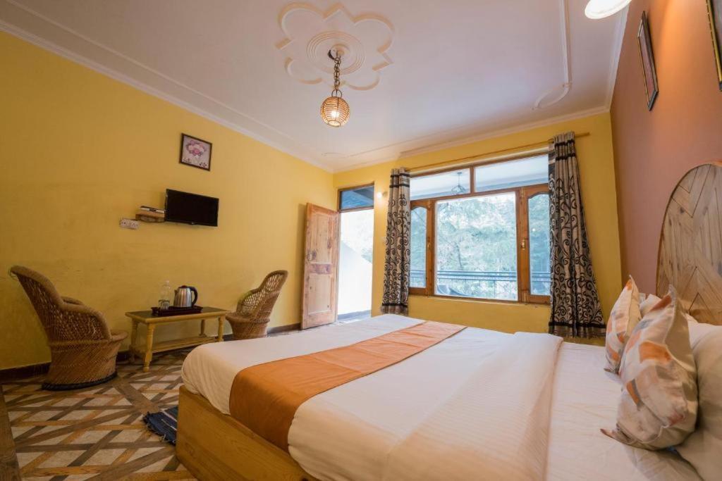The River Retreat Hotel Manali (Himachal Pradesh)